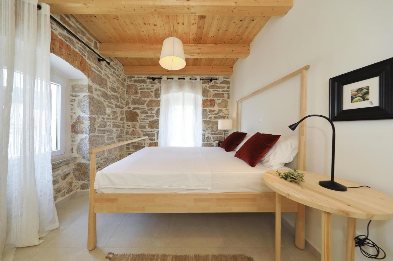 Villa Mira With A Heated Pool And A Sea View Bozava Bagian luar foto