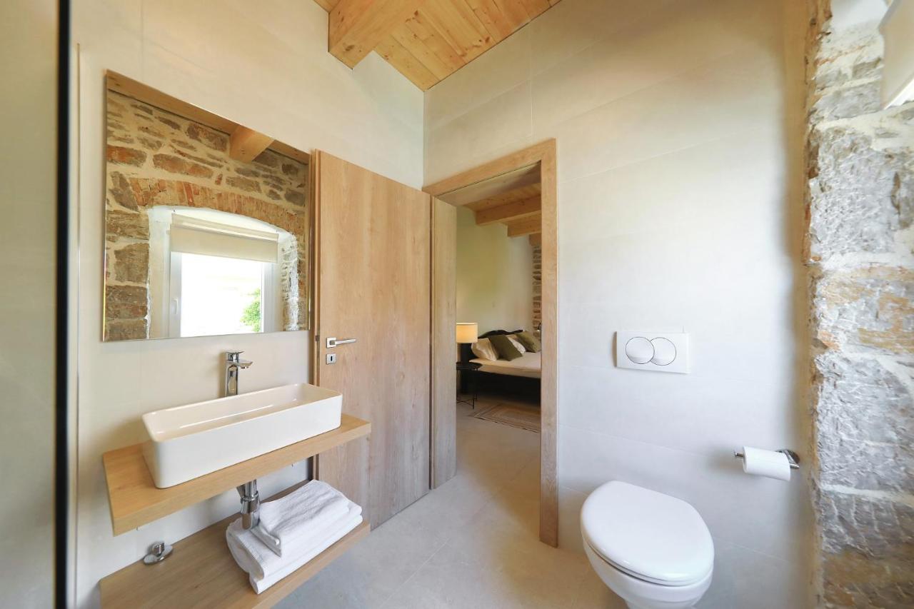 Villa Mira With A Heated Pool And A Sea View Bozava Bagian luar foto