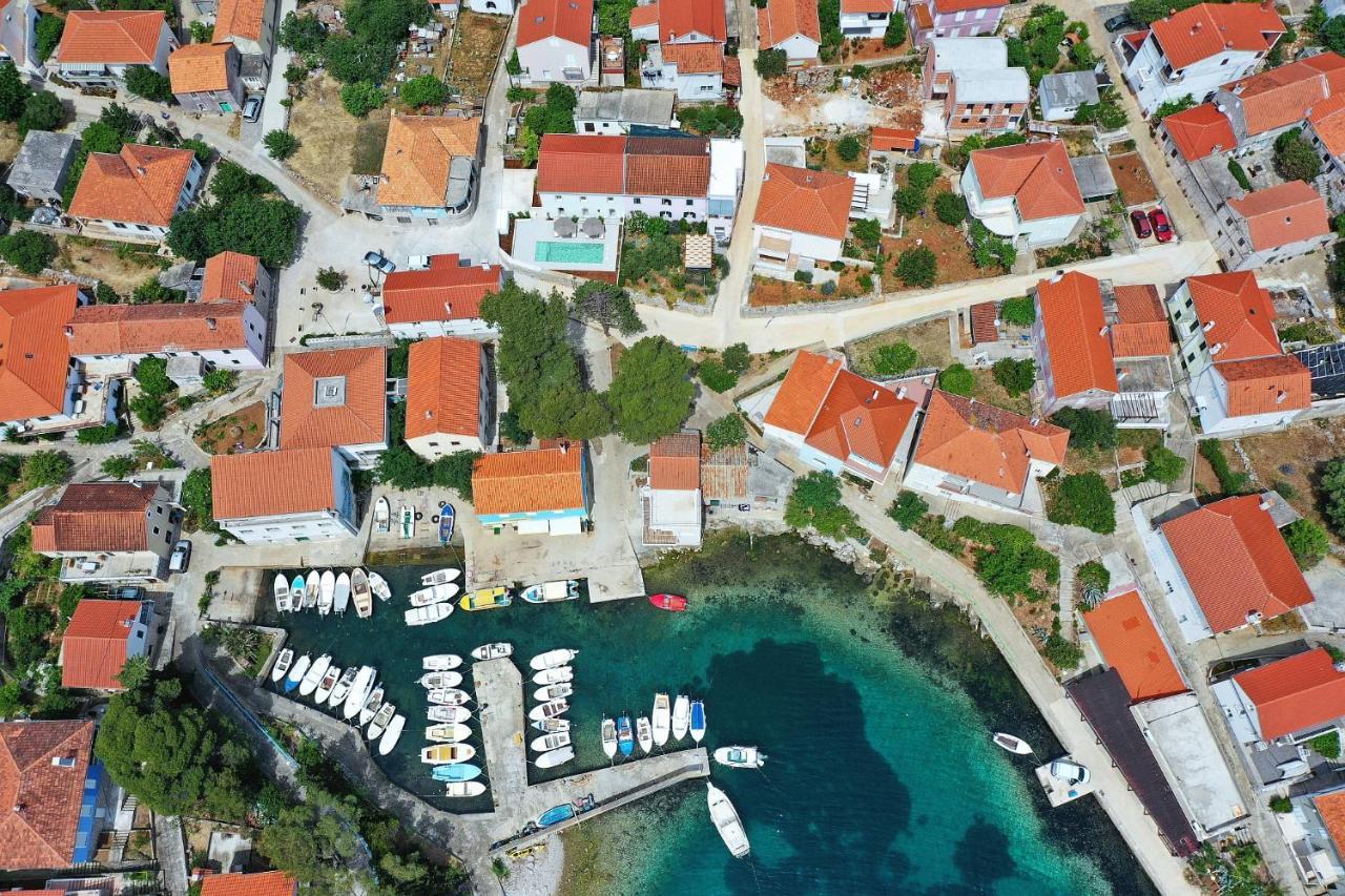Villa Mira With A Heated Pool And A Sea View Bozava Bagian luar foto