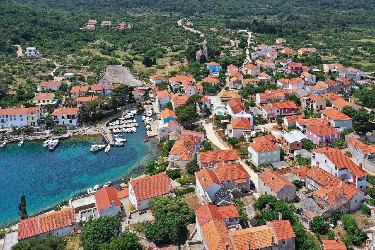Villa Mira With A Heated Pool And A Sea View Bozava Bagian luar foto